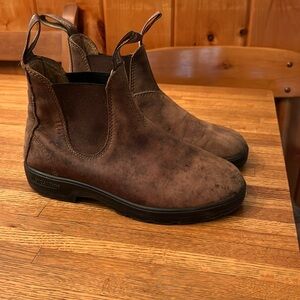 Suede Blundstones